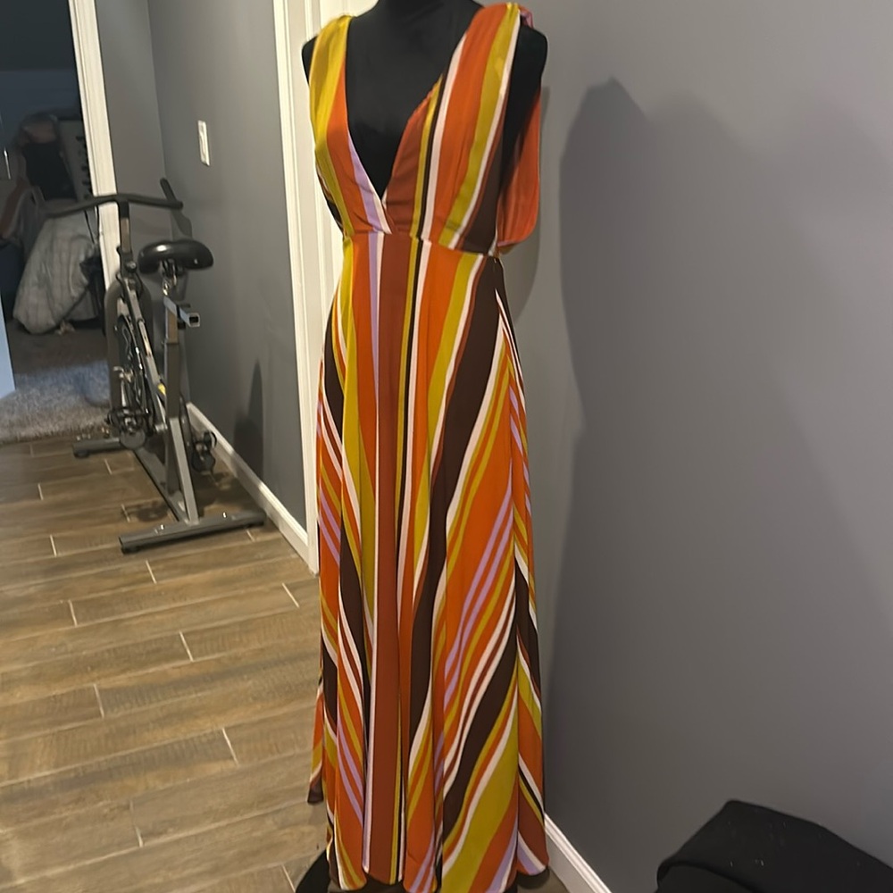 Deep V maxi dress multi color